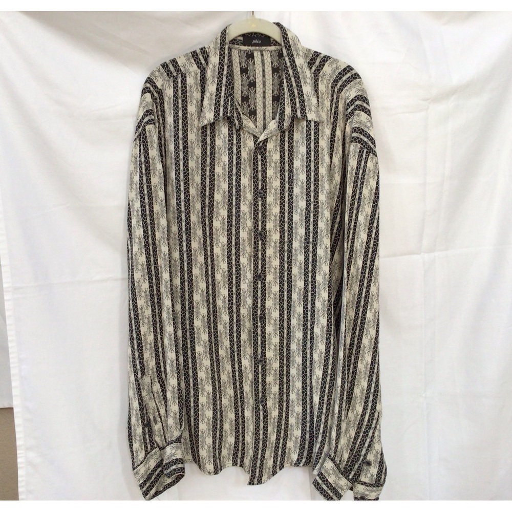 Designer lightly used Phiz shirt.